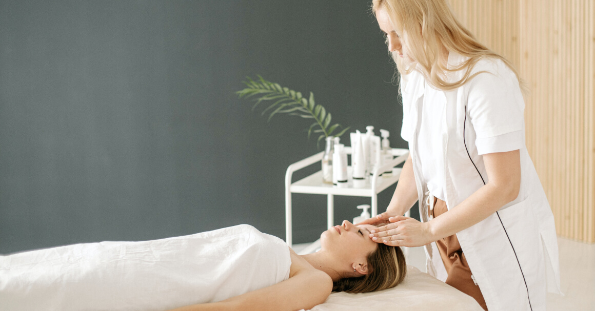 The Biggest Benefits of Aromatherapy Massages with Essential